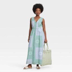 Universal Thread Green and White Patterned Maxi Dress